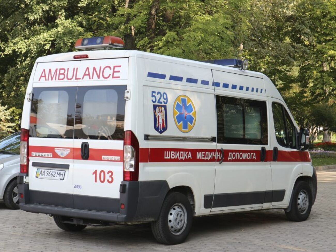 Второй ребенок из машины – в тяжелом состоянии