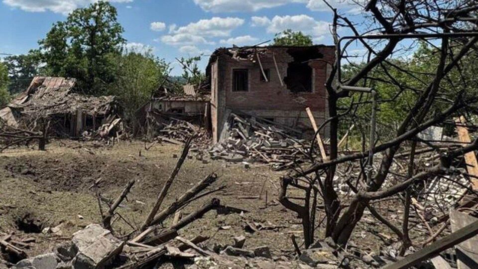 Российские оккупанты разрушили жилье украинцев