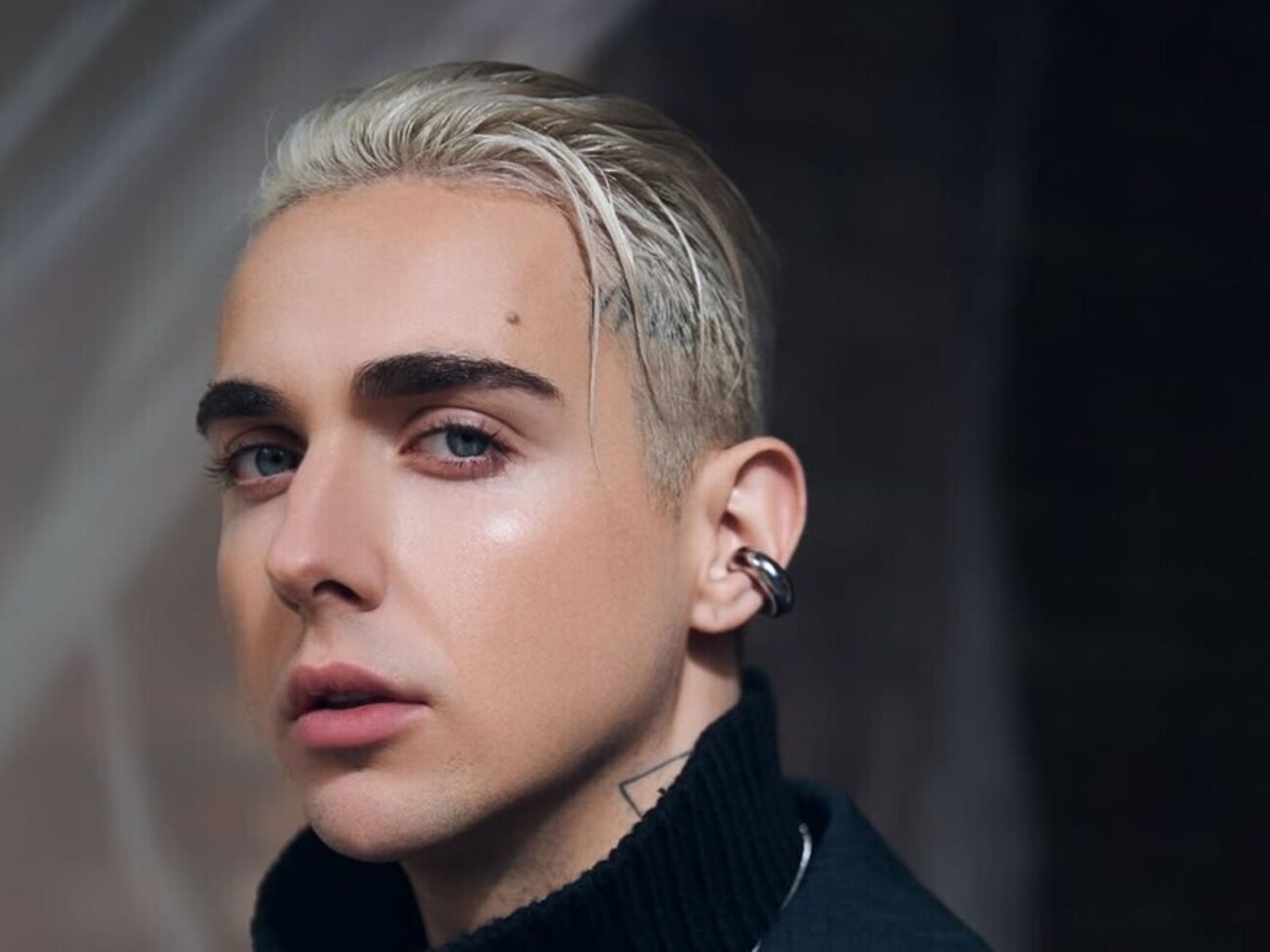 Melovin родился в 1997 году в Одессе