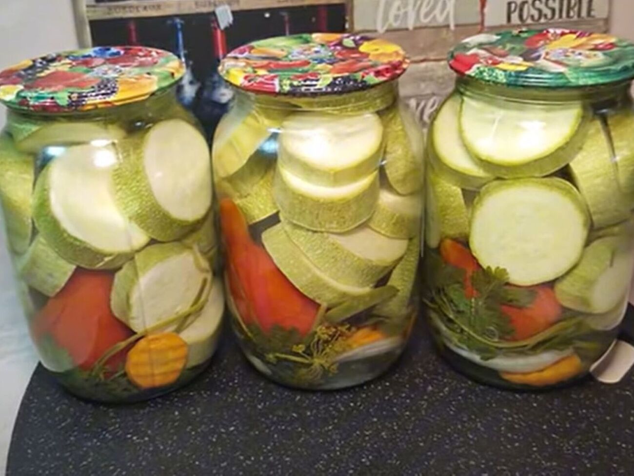 Консервы нужно стерилизовать семь минут