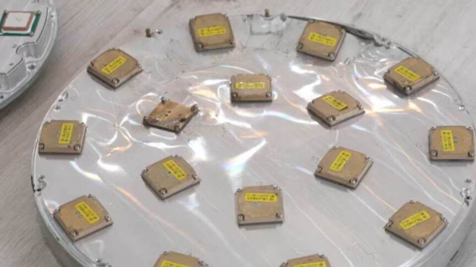 В одном из дронов обнаружили китайскую CRPA-антенну на 16 элементов