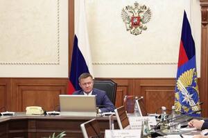 По одной из версий, Старовойт застрелился возле своей машины