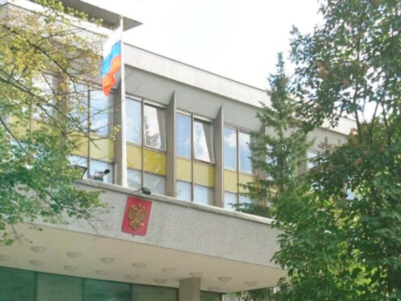 Главе посольства Швеции объявили "решительный протест"