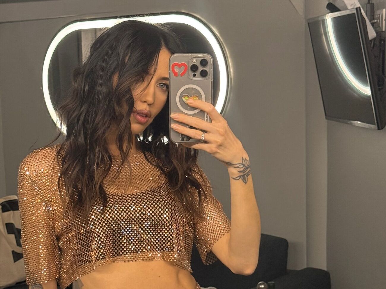 Дорофеева не любит мини