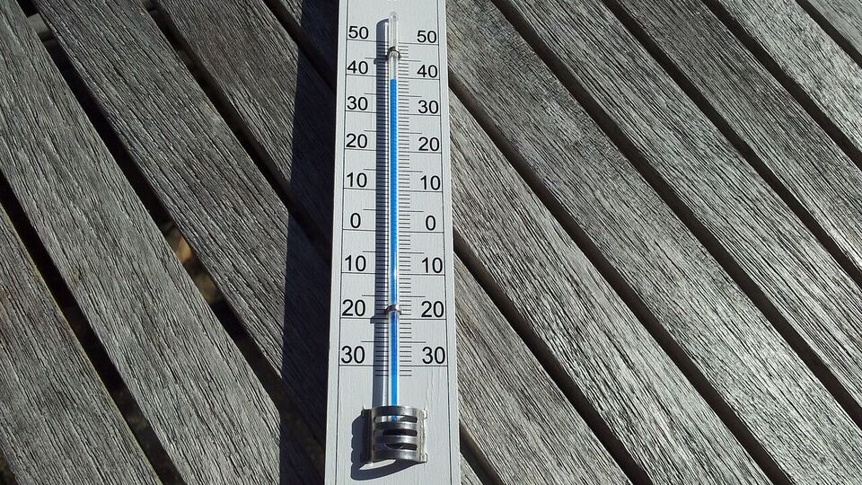 Синоптикиня прогнозує українцям спеку до +39 °С