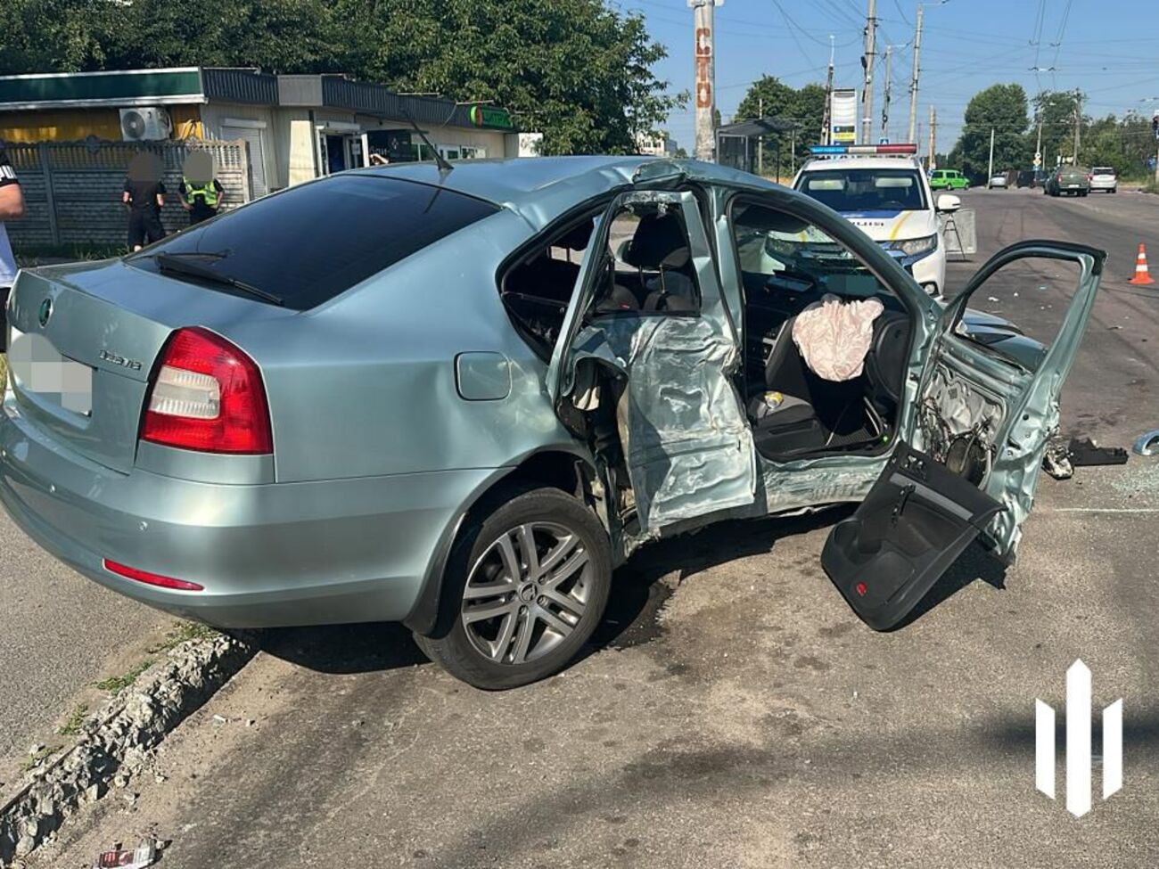 ДТП произошло с машиной Skoda Octavia