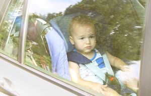 Поліцейські стверджують, що Ернандес не виходила до дітей майже дві години