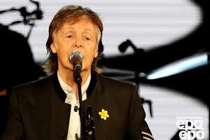 Маккартни рассказал, что покойный друг сотрудничал с его первой женой