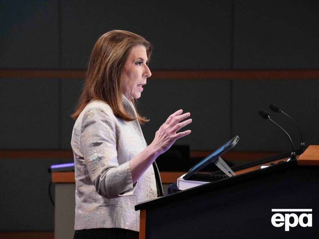 По словам Брюс, США "были и остаются самым крупным помощником Украины"