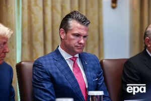 По данным телеканала, речь идет уже о втором случае за год, когда Хегсет единолично принимал решение по оружию для Украины