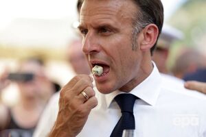 Макрон прибыл в Великобританию с трехдневным визитом