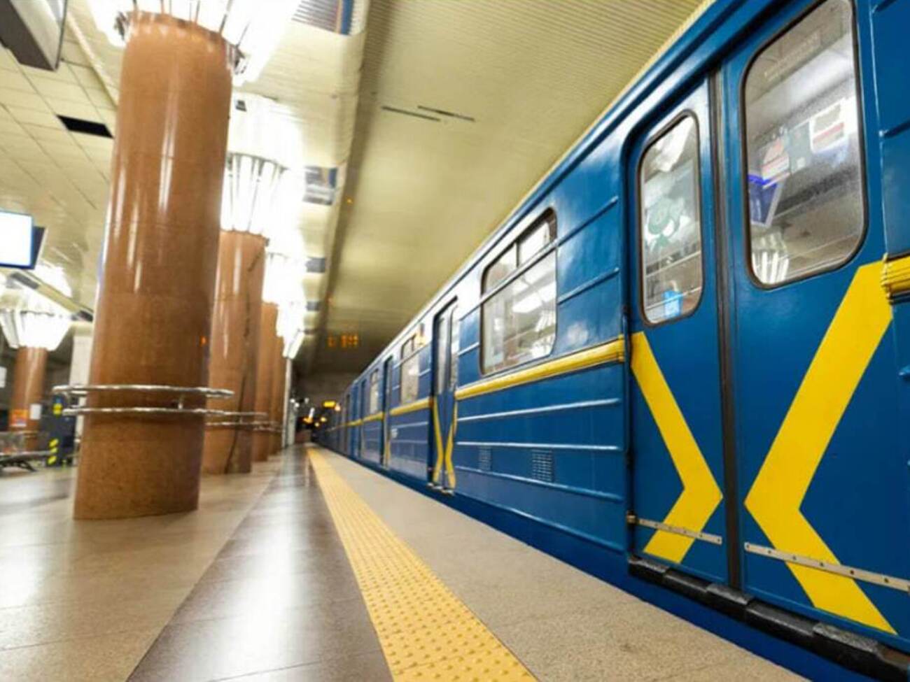 Ткаченко: Не ігноруйте повітряної тривоги й щоразу під час загрози прямуйте в укриття