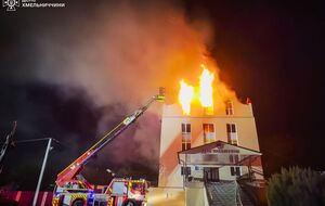 Пожар распространился на площади 250 м²