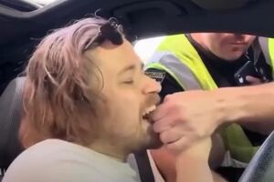 На мужчину составили административные материалы и доставили в Дарницкий районный ТЦК