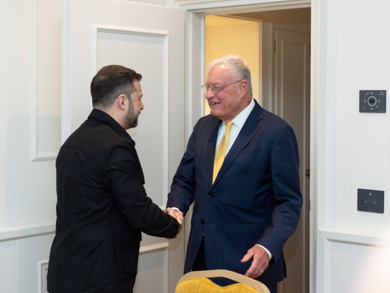 Під час зустрічі Зеленський обговорив із Келлогом постачання зброї, посилення ППО і санкційний тиск на РФ
