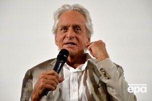 В последний раз Дуглас снялся в сериале "Франклин", вышедшем в 2024 году