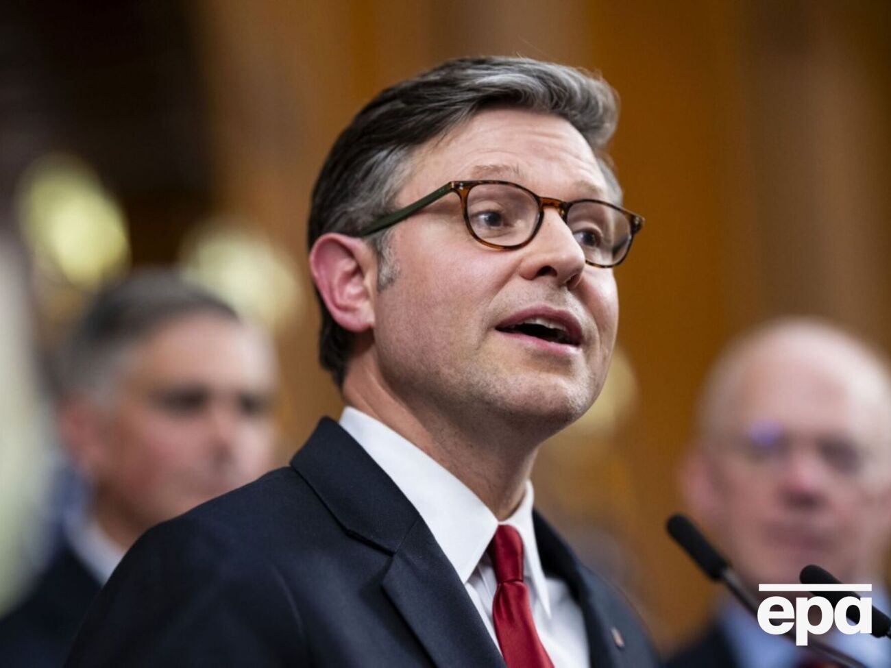 Джонсон призвал "послать сигнал" нелегитимному российскому президенту