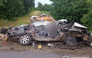 Водитель и пассажиры легковушки погибли