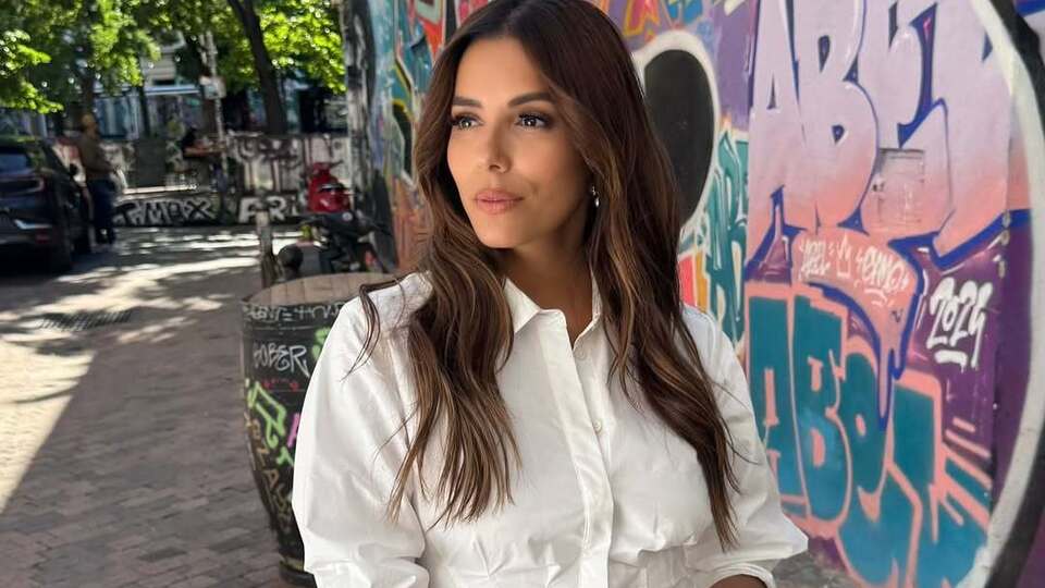 Лонгория показала новый фотосет