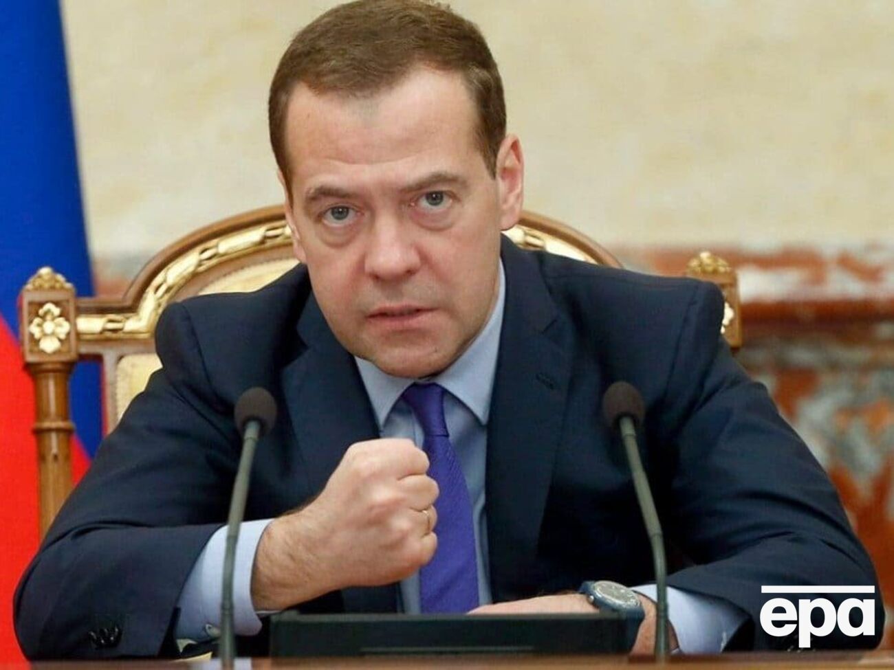 Трамп дважды за лето реагировал на сообщения Медведева в соцсетях