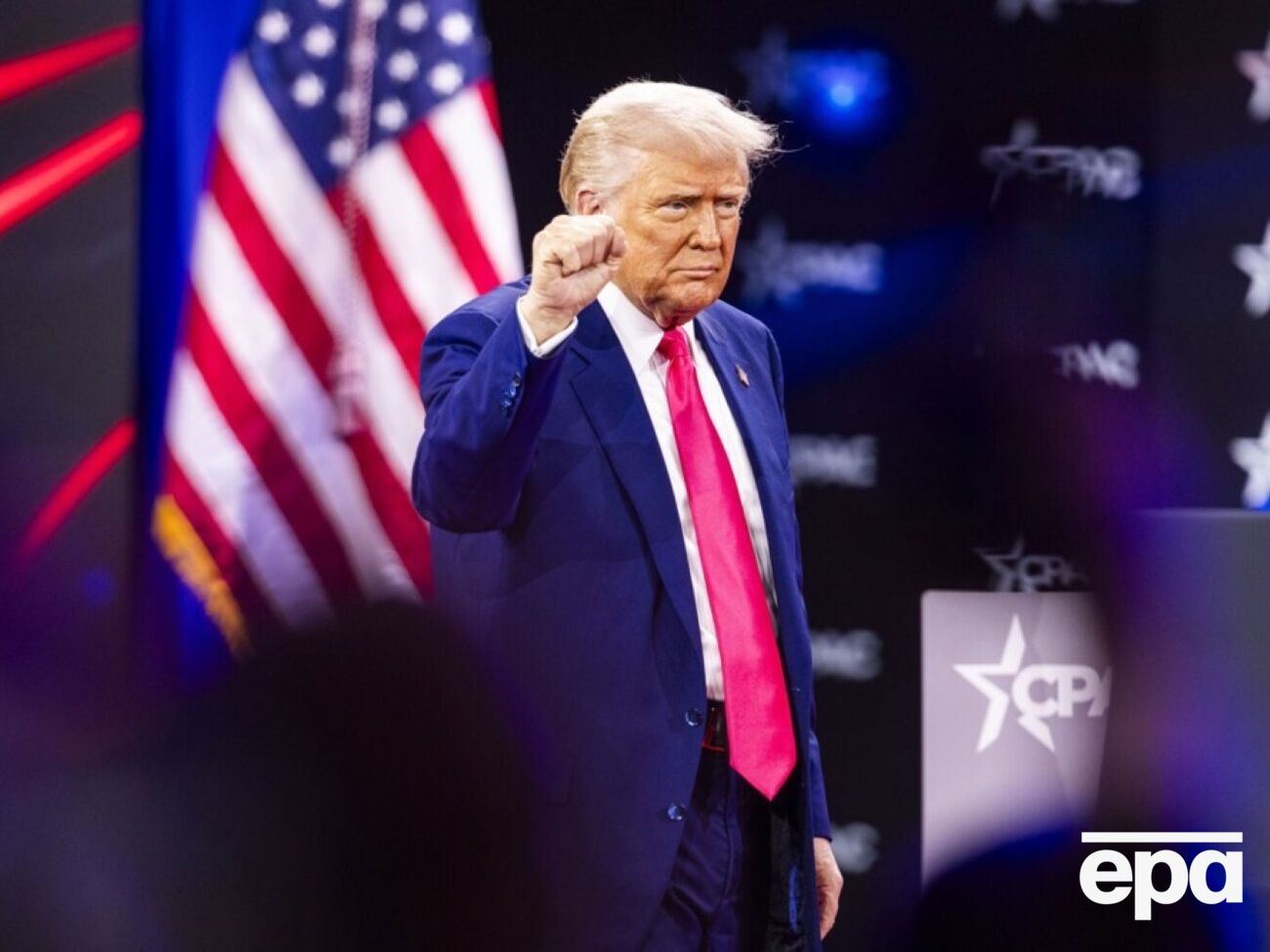 По словам Трампа, Медведев делает угрожающие США заявления