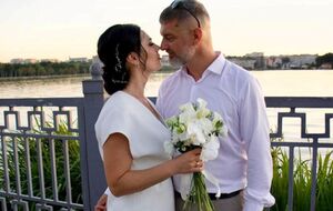 Дианов: Мирослава, когда едет за рулем, только она подумала, я сразу ей указываю