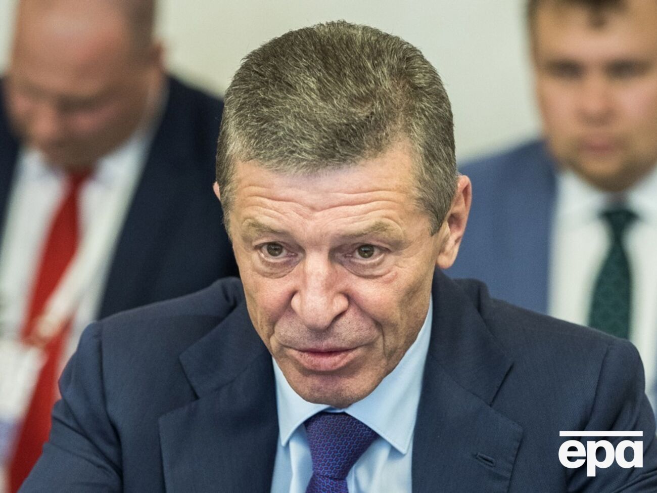 У Козака забрали низку повноважень, пише газета