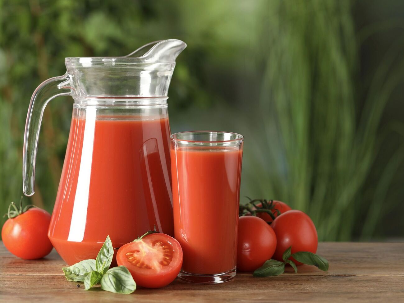 Варить томатный сок нужно 15–20 минут