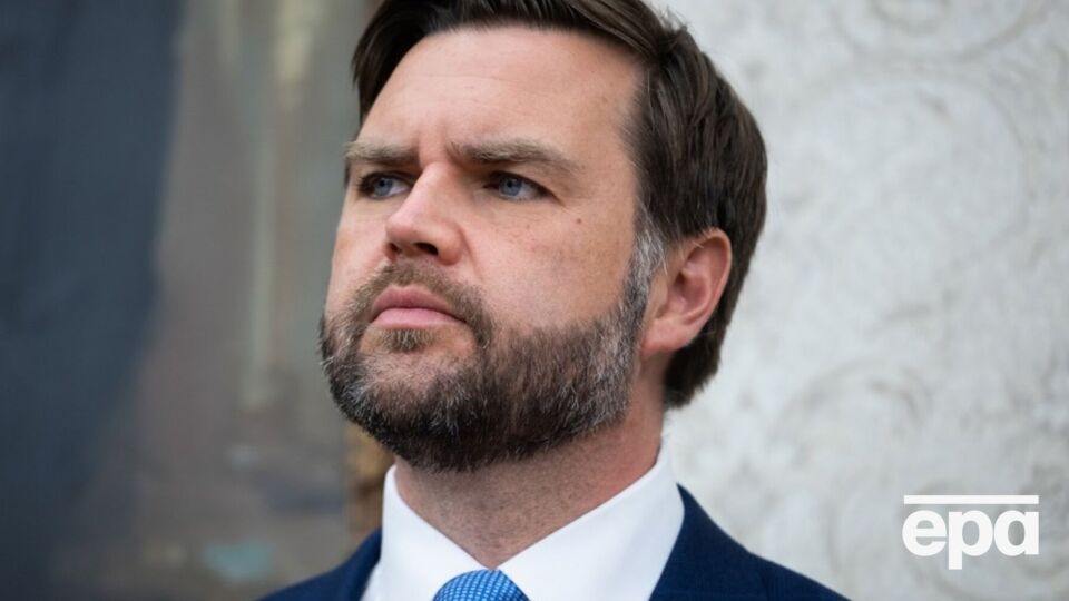 Вэнс считает, что именно Трамп должен выступить посредником между Путиным и Зеленским