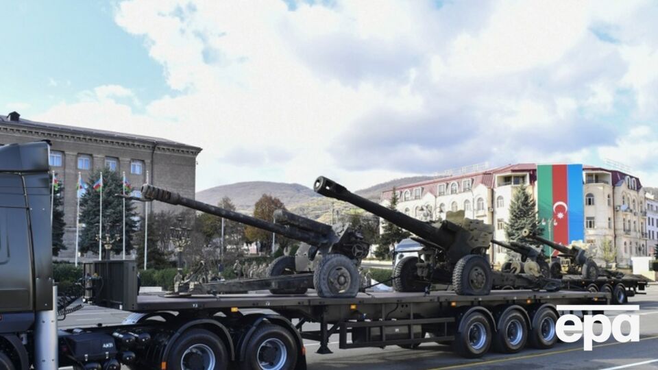Ситуация "вынуждает" Баку предпринимать ответные меры, пишет медиа