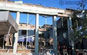 По данным ОВА, здание автостанции повреждено на 70%