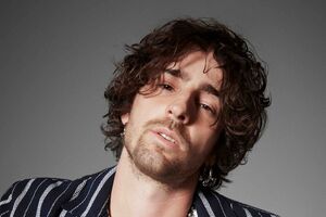 Никитюк считает Dantes трудоголиком и с уважением относится к артисту