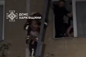 В ГСЧС Украины в Харьковской области уточнили, что событие произошло на проспекте Юбилейном
