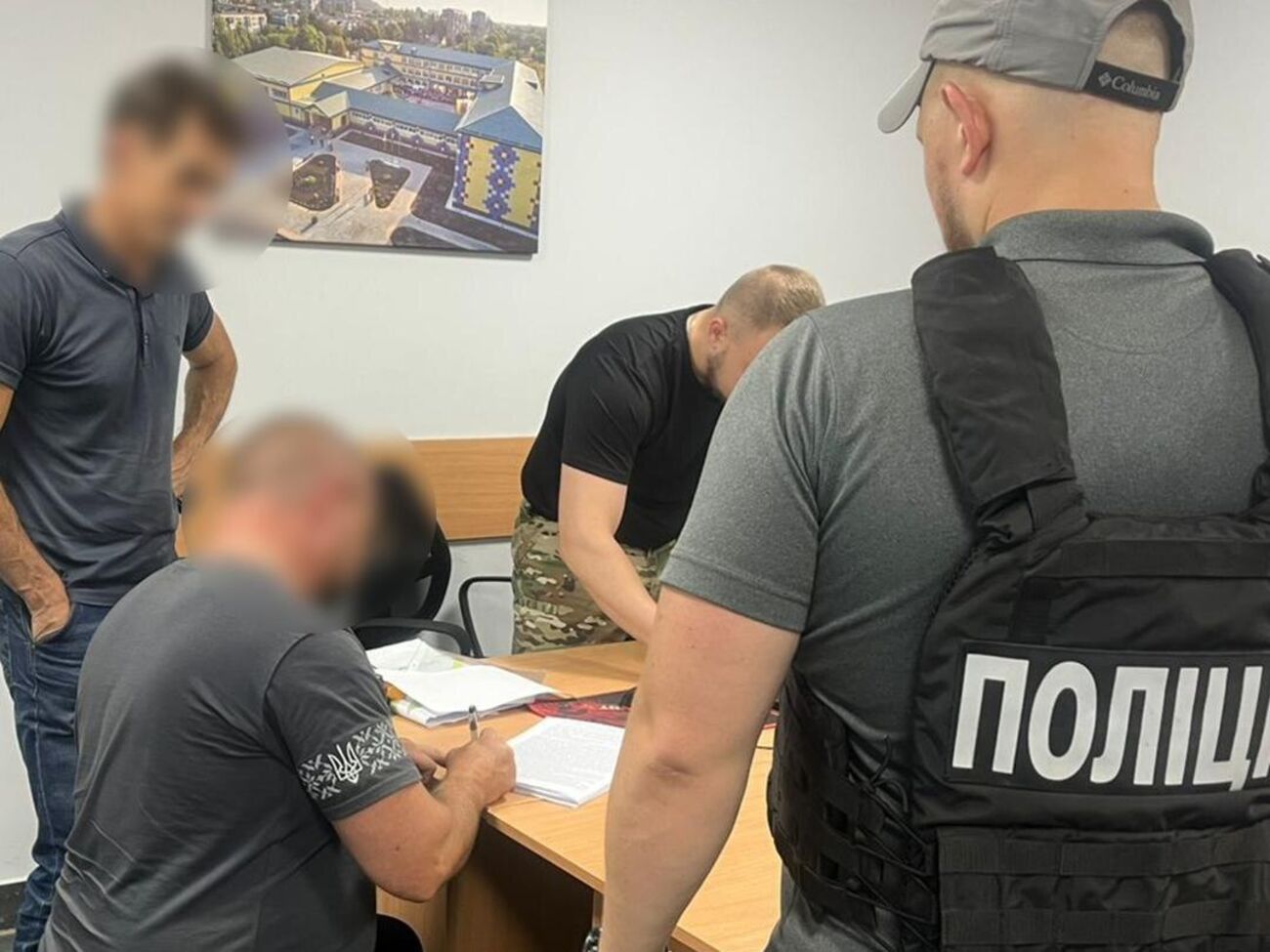 Подозрение получили 30 человек