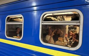 В последнее время украинцы массово жалуются в соцсетях на то, что не могут купить билеты на поезда
