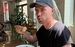 В ходе проверки заведения Кацурина обнаружили ряд нарушений