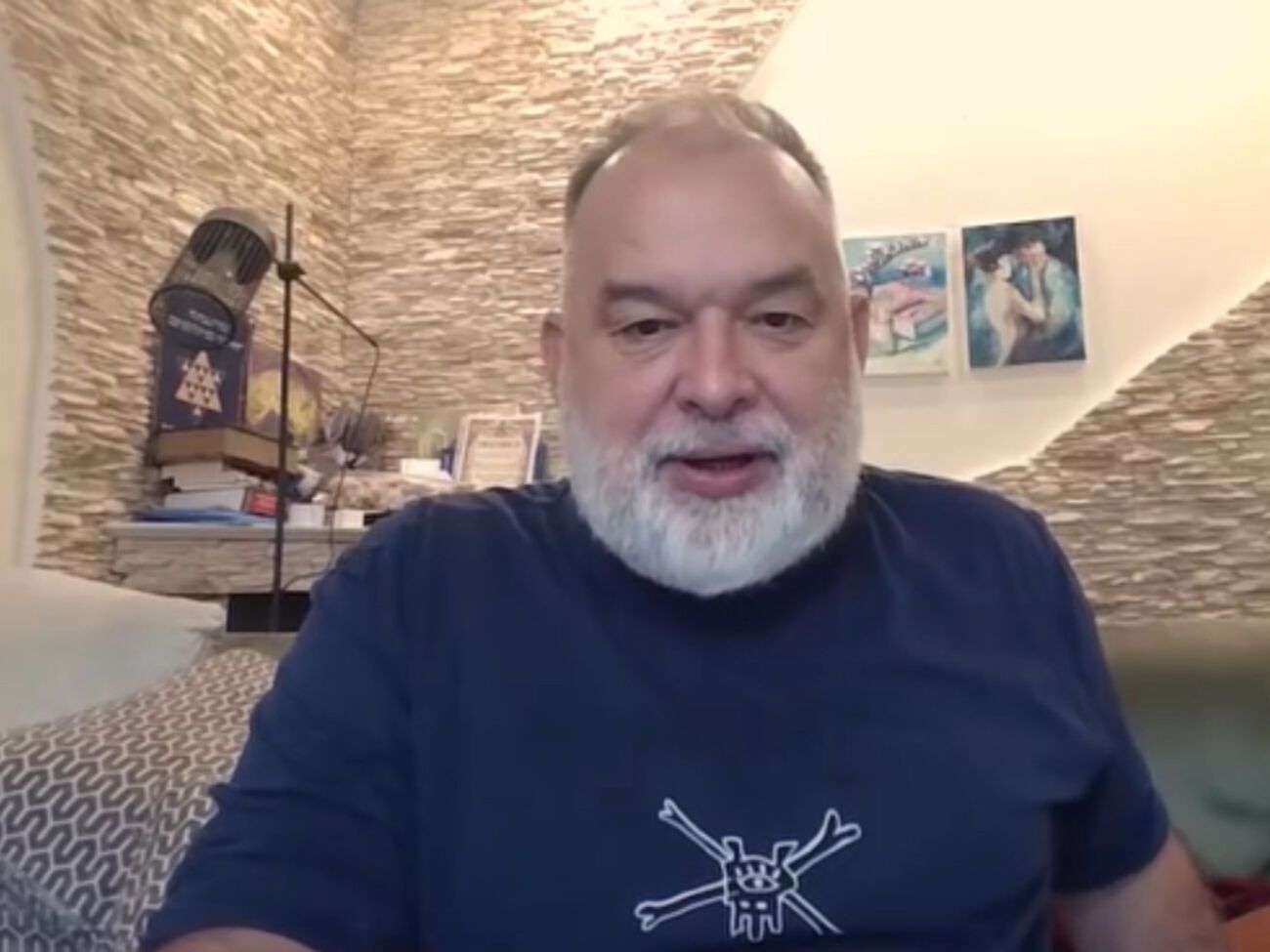 Трамп находится в очень сложном положении, и это может сыграть против нас