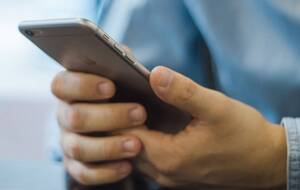 В РФ обсуждают запрет соцсетей для подростков до 14 лет