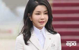 Прокурори стверджують, що колишня перша леді заробила понад 800 млн вон через маніпулювання цінами на акції Deutsch Motors