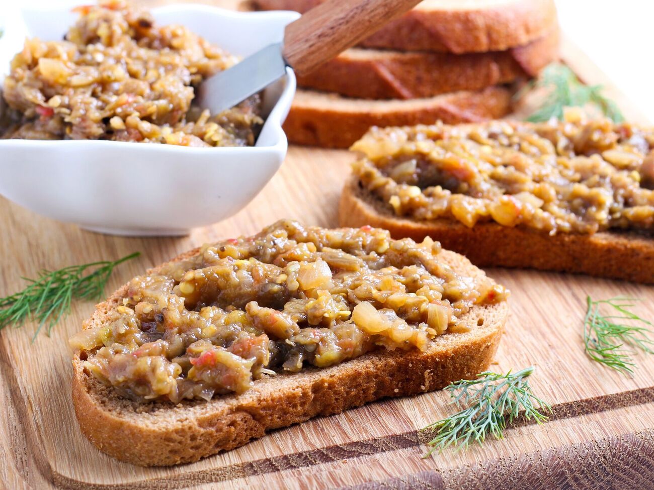 Для блюда понадобится 1 кг баклажанов