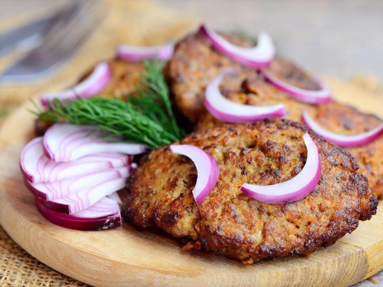 Печеночные котлеты не только вкусны, но и полезны