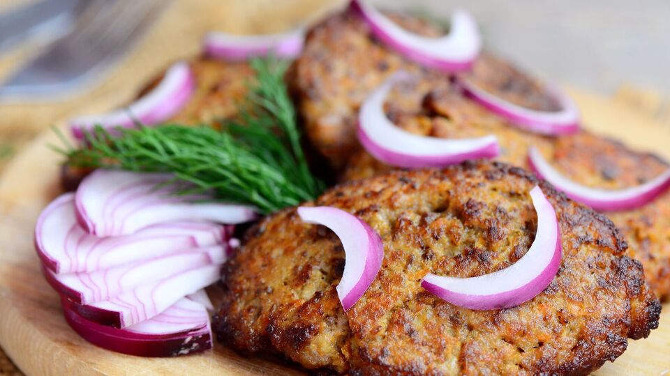 Печеночные котлеты не только вкусны, но и полезны