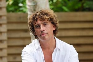 Галкин рассказал, что ехал на велосипеде по главной, но его не пропустил автомобиль