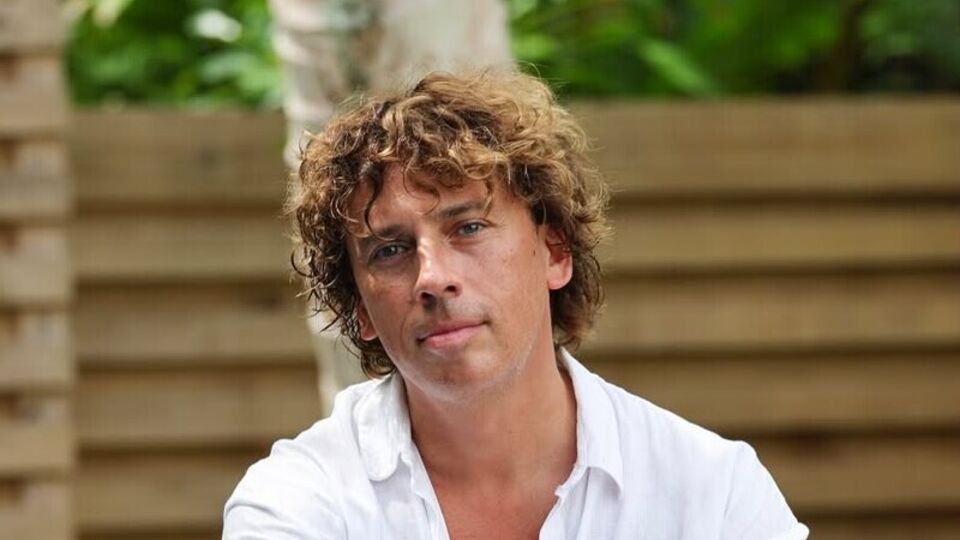 Галкин рассказал, что ехал на велосипеде по главной, но его не пропустил автомобиль