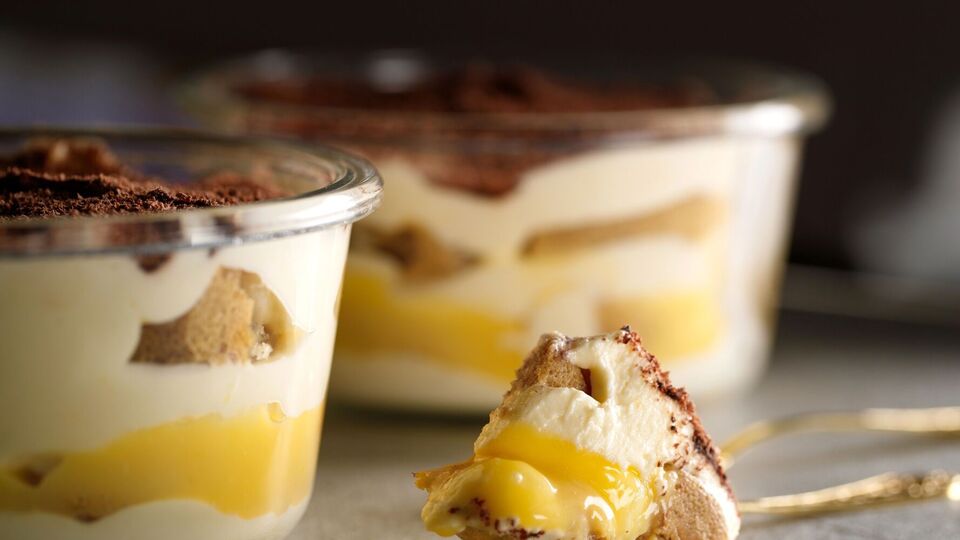 Десерт готовится из трех видов молока