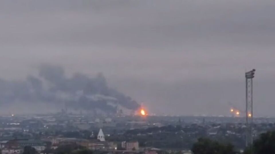 Пабліки показали відео з місць прильотів дронів
