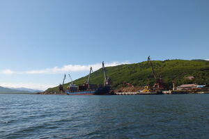 Порт Оля розташований у гирлі річки Волга