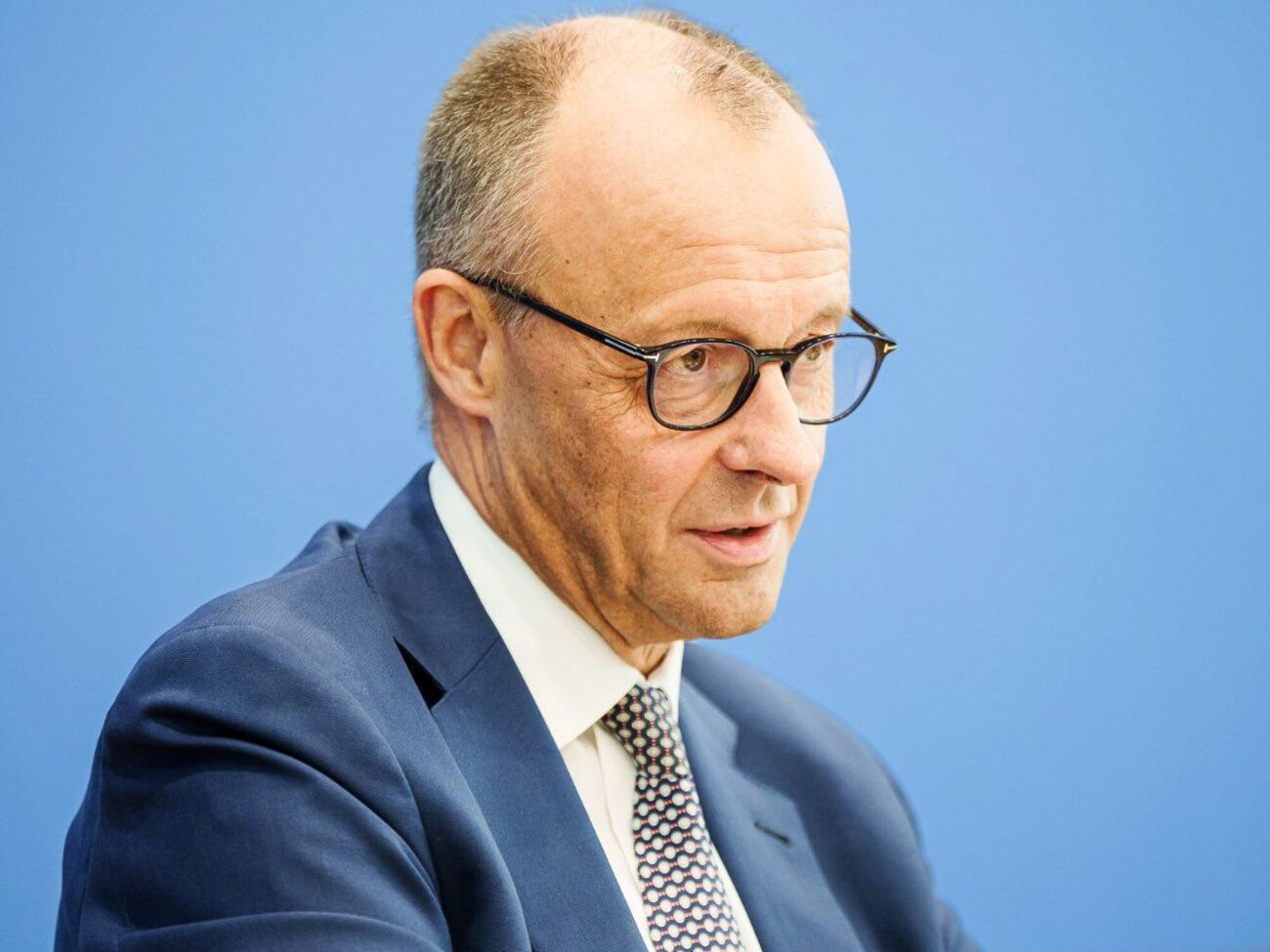 Мерц считает, что необходим саммит с участием Зеленского