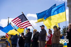 Те украинцы, которые прибыли в США до 16 августа 2023 года, все еще находятся под отдельной защитой, говорится в статье
