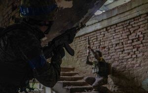 Украинские военные уничтожают россиян, присутствующих в конце их маршрута на добропольском направлении